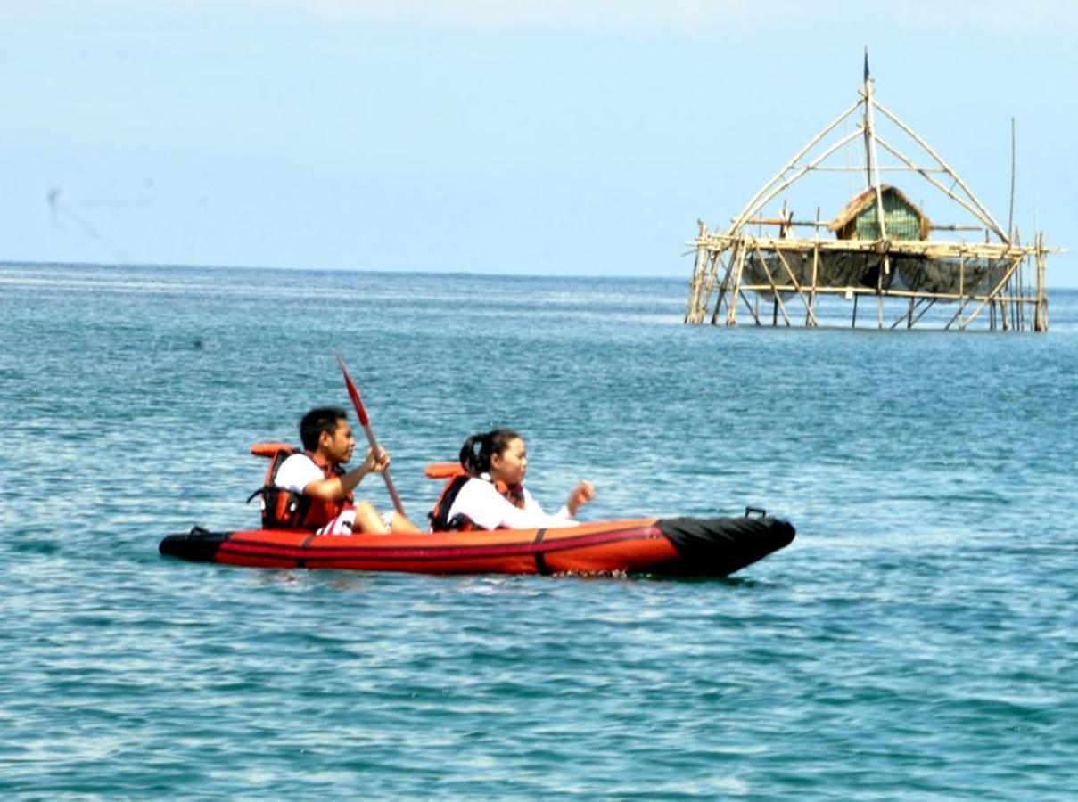 Turtle Beach Hotel Ujunggenteng Экстерьер фото